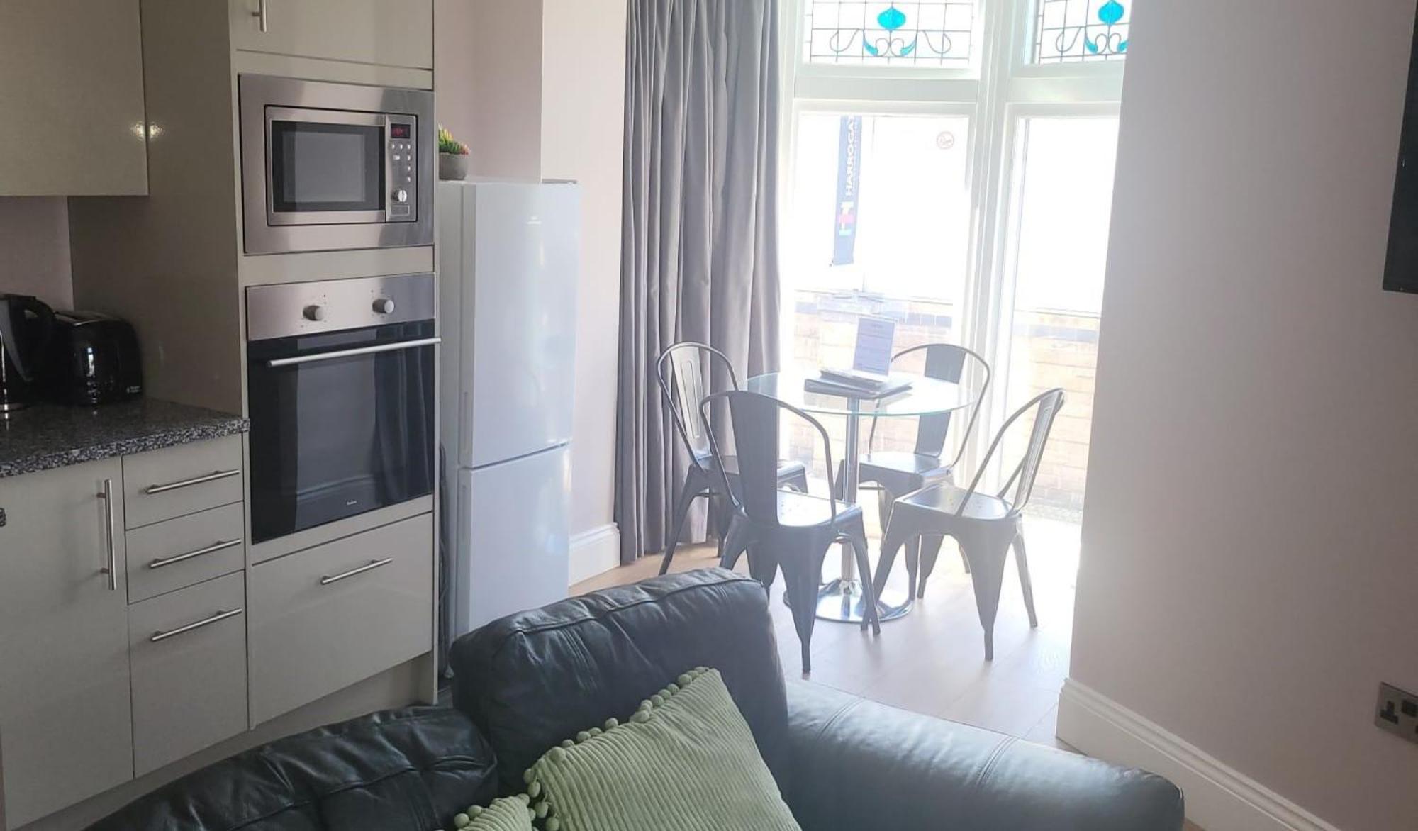 Harrogate Lifestyle Luxury Serviced Aparthotel Bagian luar foto